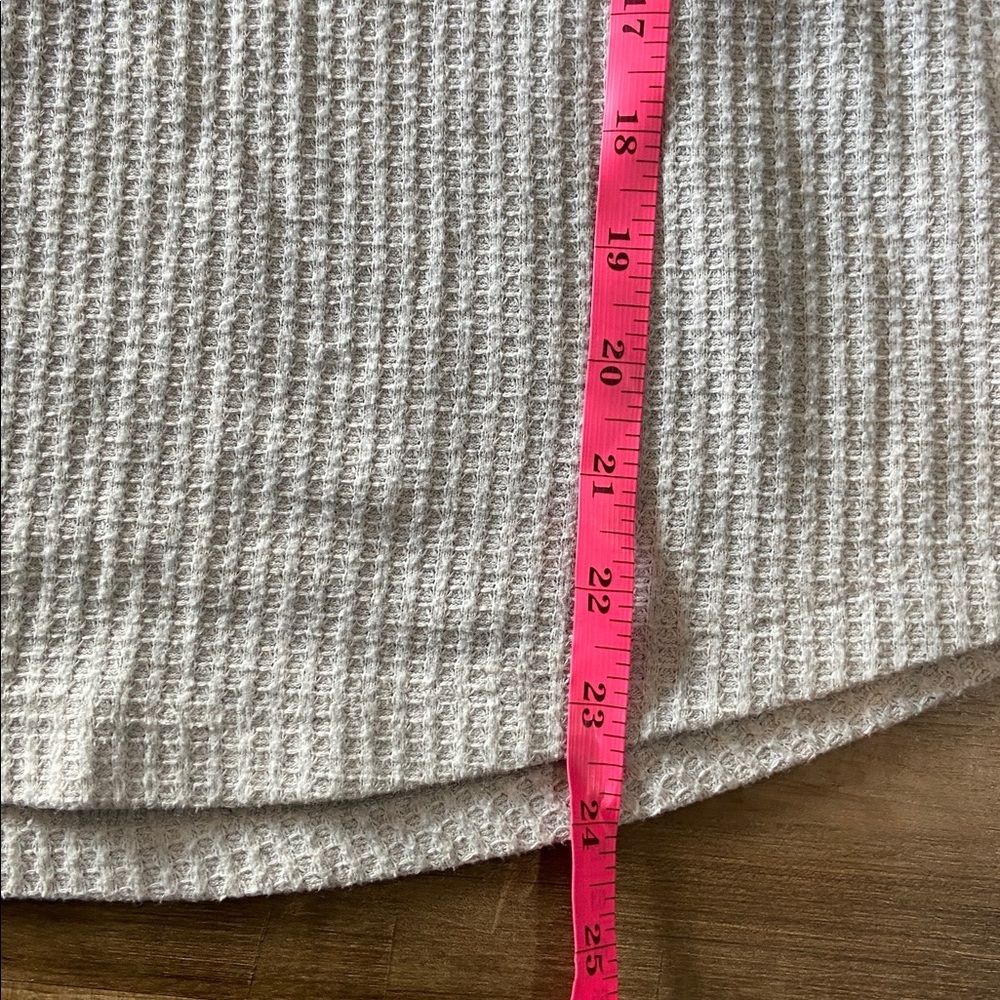 LOFT Ribbed Gray Turtleneck Top - Picture 3 of 7